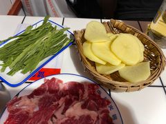 鲜切马尾牛-贤合庄卤味火锅(时代广场店)