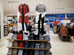 -优衣库(昆明七彩METOWN购物中心店)