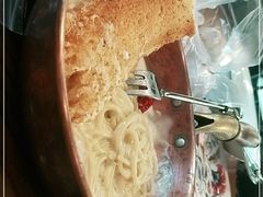 -I HOLIC艾豪丽披萨(KKone店)