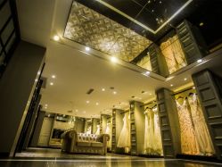 点击看大图 thumbCA4XDBQD-唯一旅拍·颂当代影像艺术中心(上城店)