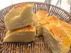 甜馕-马尔龙新疆饭店·清真(长青路店)