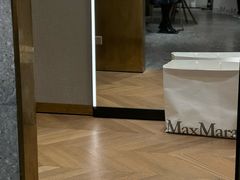 -Max Mara(北京新光SKP店)