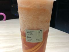 满杯红柚-喜茶(上海打浦桥日月光gelato lab+店)