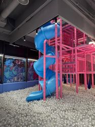 -MINI MARS KIDS CLUB亲子家庭中心(长宁天山店)