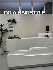 -DO A HAIRSTYLE