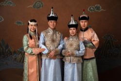 点击看大图 -苏雅影像蒙古婚纱摄影工作室