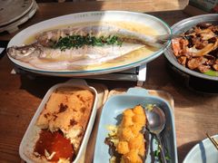 -蜜桃餐厅·伴山(湖滨商业街店)