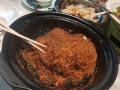 -绿草地·湘菜(酃湖师院店)