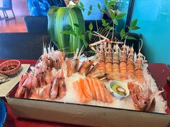 -万岛日本料理铁板烧(梅赛德斯奔驰店)