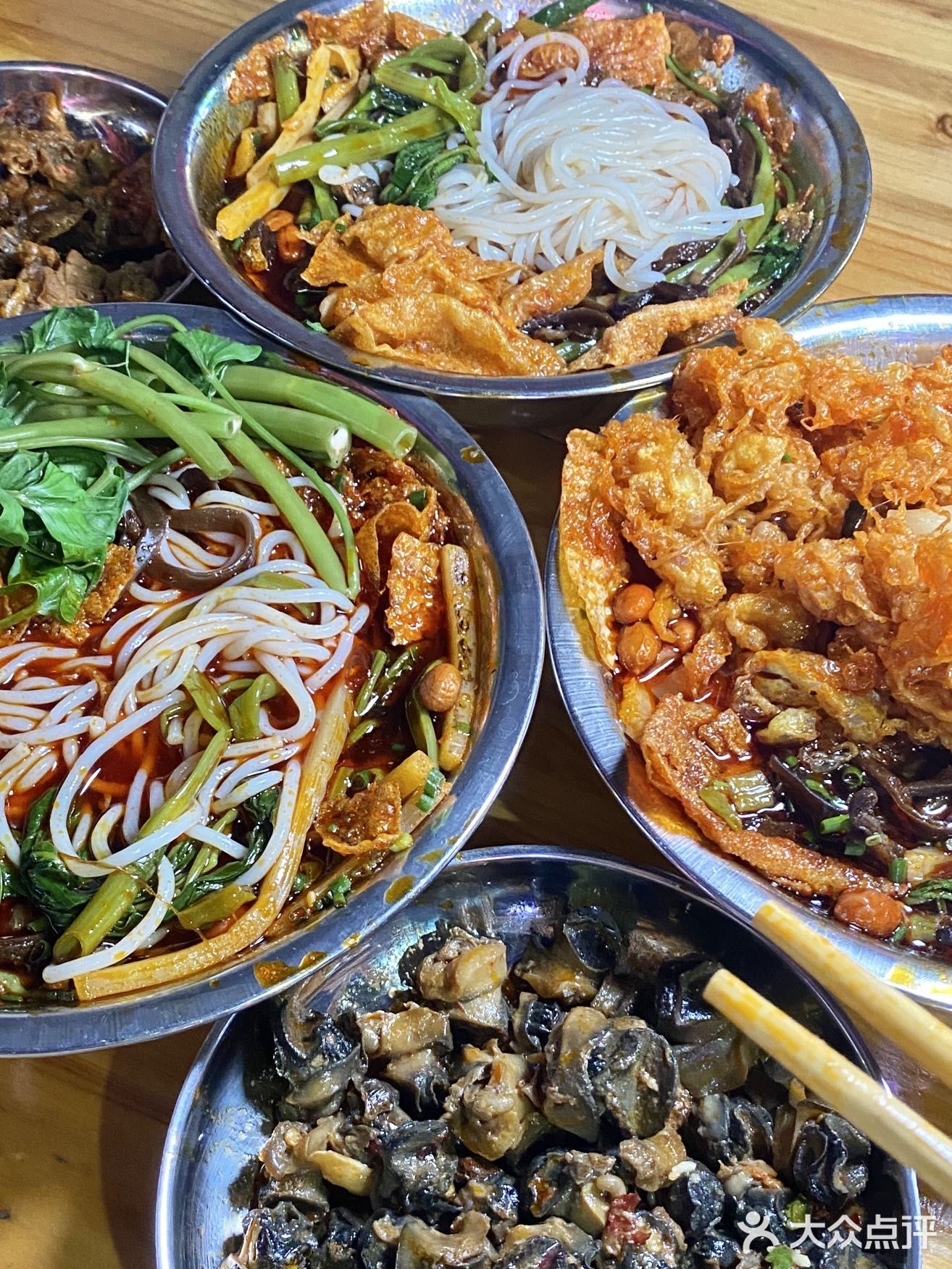 值了‼️从南宁西到南宁东，吃上了心心念念的超地道螺蛳粉‼️