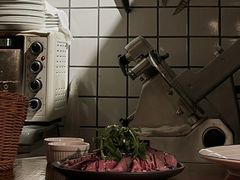 -羽深肉铺 Steak & Wine