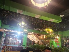 -川渝窈妹纸包鱼·齐齐哈尔烤肉