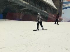 -哈尔滨热雪奇迹