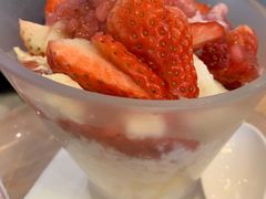 草莓芝士雪-满记甜品(荟聚购物中心店)