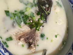-南京金牛湖巨碗鱼头