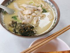 -明呈黄鱼面馆(斜土路店)