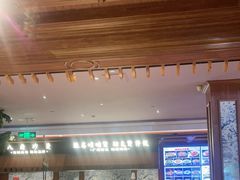 -八府香鸭·啫啫煲(华山路店)