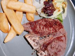 新西兰带骨眼肉牛排-新贝乐意大利餐厅(苏州中心店)