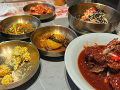 -草家酱蟹炭火烤肉店(珲春南路一店)