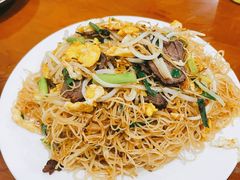 牛肉炒粉干-凡老头米线砂锅(古荡新村西粮站)