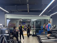 -超鹿运动(五四路恒力城店)