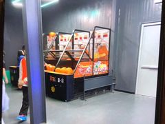 -极限PLAY运动娱乐新世界·团建派对表演休闲馆·室内高空游乐园