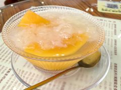 冰糖桃胶雪耳木瓜-周大娘牛乳(旧寨古村总店)