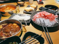 -呷哺呷哺(万达新世界店)