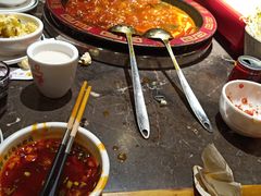 -蜀辣居鲜货老火锅(双流万达店)