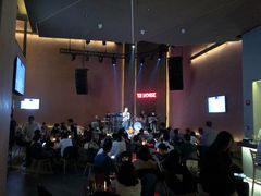 -TZ House音乐现场(来福士中心店)