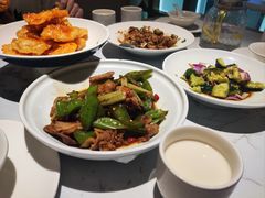 -关东小磨东北菜(漕河泾印象城店)