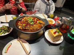 -辣尚瘾·烤鱼·新川菜(交大直营店)