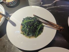 -海派悦庭·海胆烧麦·新融合菜(凯德广场店)