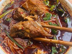 -秦云老太婆摊摊面(蓝光锦绣店)