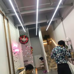 -茶发Salon·烫发染发理发