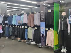 -迪卡侬(西华店)