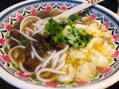 十年经典牛肉粉-鑫花溪牛肉米粉(人民广场店)