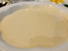 奶油蘑菇汤-老井俄式餐厅