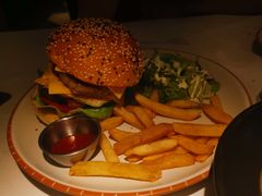 -阿妮叶李(光谷世界城店)