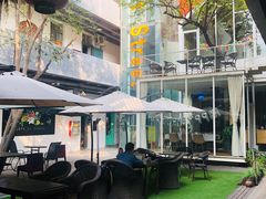 -春树下·树屋花房西餐厅(罍街AS1980店)