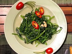 -Lam Vien Restaurant