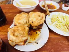 -宝瑞门钉肉饼店