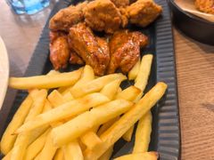 -必胜客(上海华谊新所店)