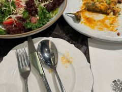 -LESCEDARS Brasserie Bistro香柏树