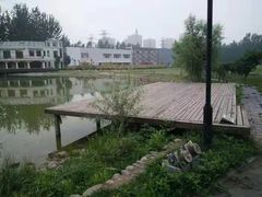 -蓝地时尚庄园(北京清河营地铁站店)