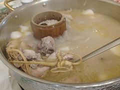 -朴小妹人参鸡汤火锅(长白山万达店)