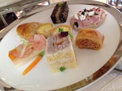 iphone_upload_pic-LONG BAR 廊吧(外滩华尔道夫酒店)