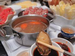 -红鼎豆捞·非遗鲍皇汤火锅(宝丰路店)