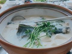 -宝荣鱼馆·临湖之宴(千岛湖店)
