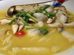 -蜜桃餐厅·伴山(湖滨商业街店)